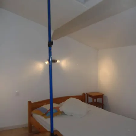 Appt 3 Pces Mez 45m2 Et Terrasse 7m2 Ref4000 * Le Castellas
